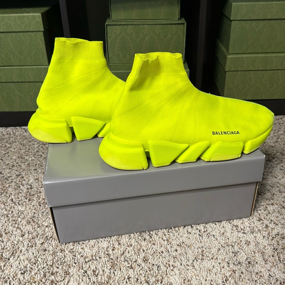 Balenciaga’s sneakers in great condition
